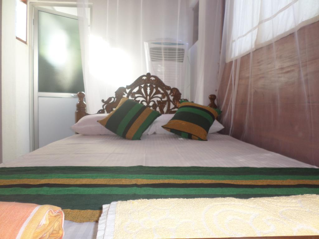 Appartement Gold Ocean House à Dikwella Extérieur photo