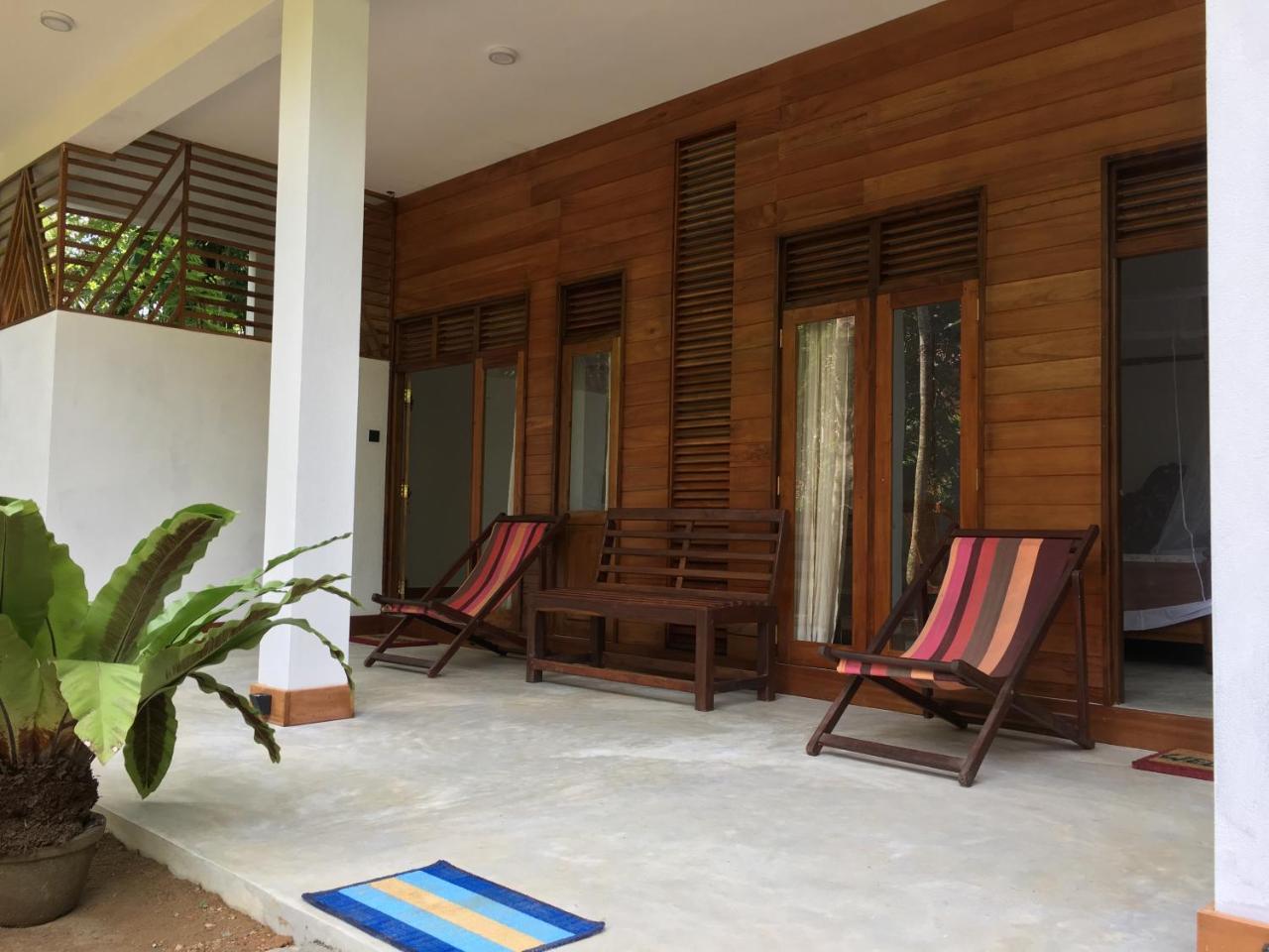 Appartement Gold Ocean House à Dikwella Extérieur photo